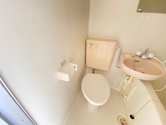 物件内観写真7　(トイレ)