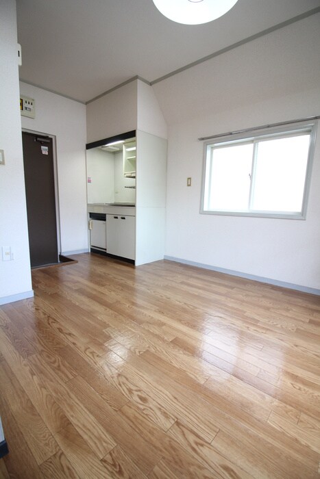 物件内観写真8　(居室)