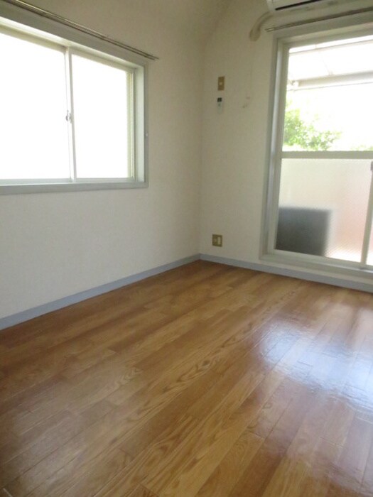 物件内観写真12　(居室)