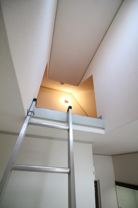 物件内観写真15　(居室)