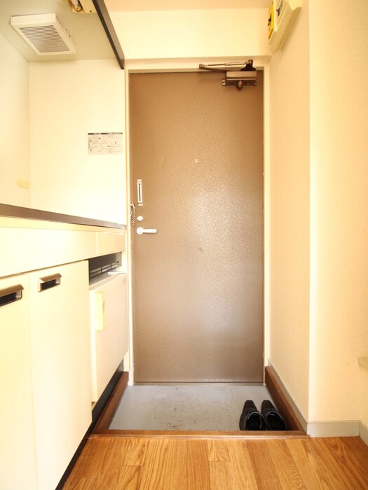 物件内観写真20　(玄関)