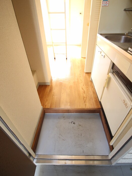 物件内観写真21　(玄関)