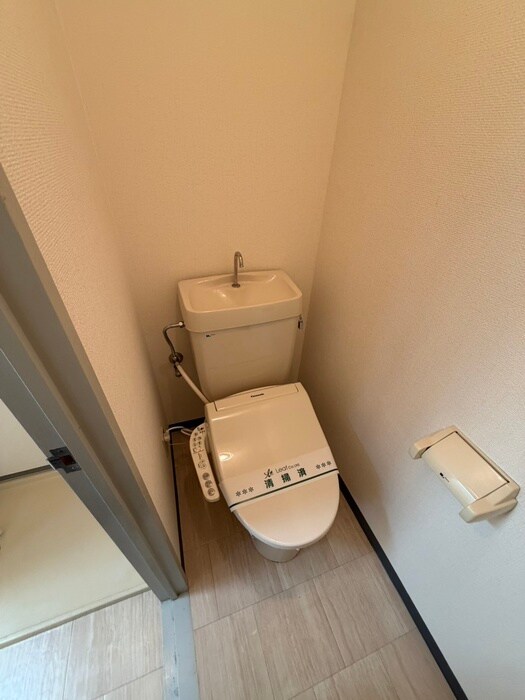 物件内観写真12　(トイレ)