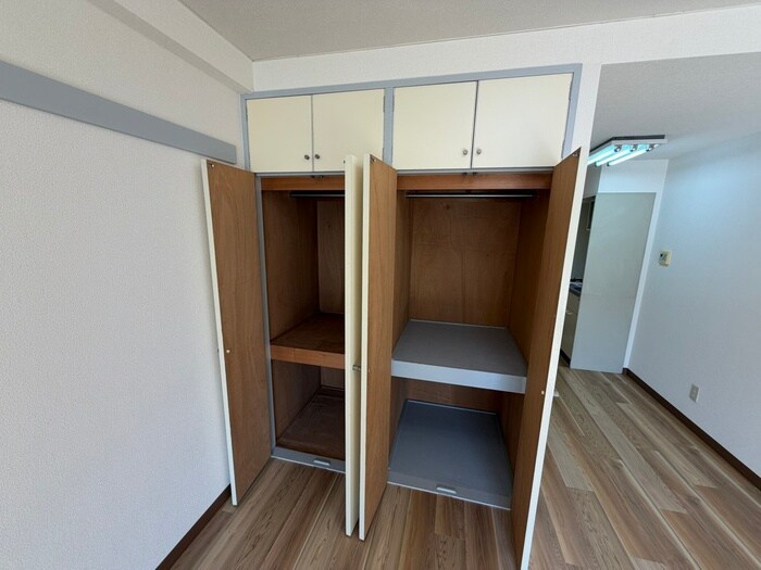 物件内観写真21　(収納)
