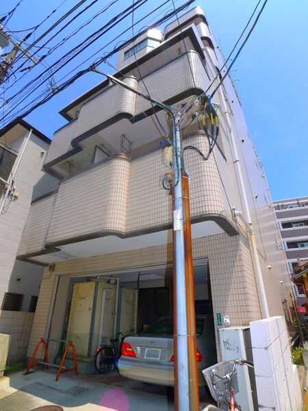 パレドールシンユウ外観写真
