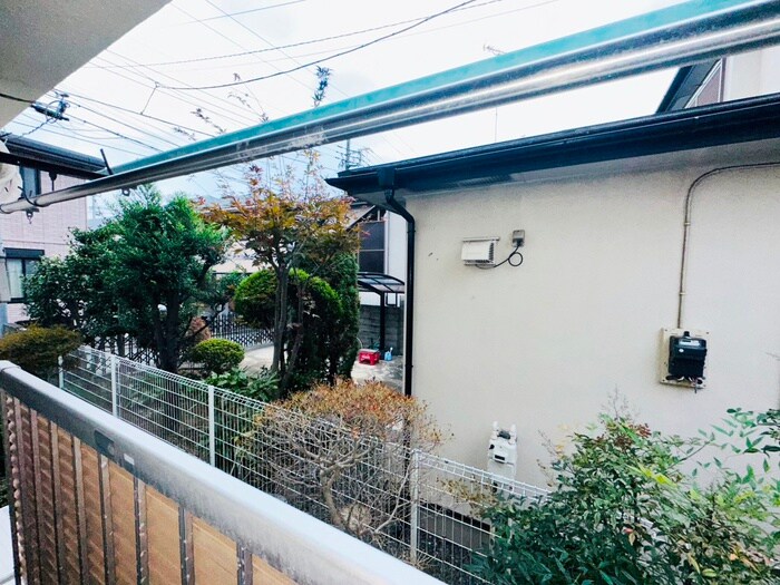 物件内観写真15　(室内からの展望)