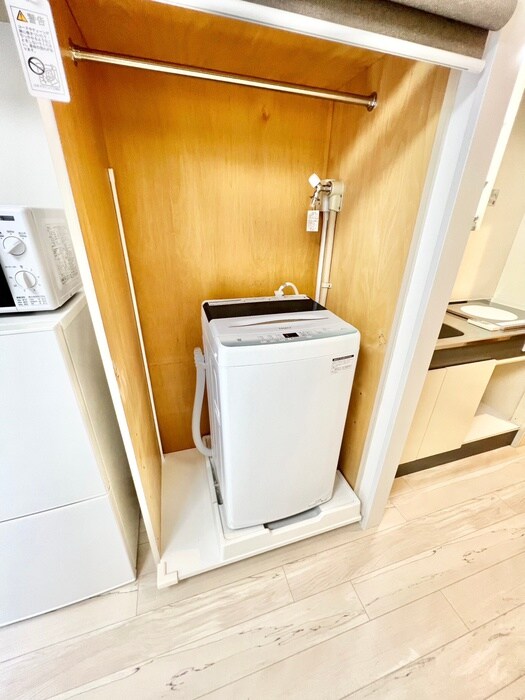 物件内観写真18　(洗濯機置場)