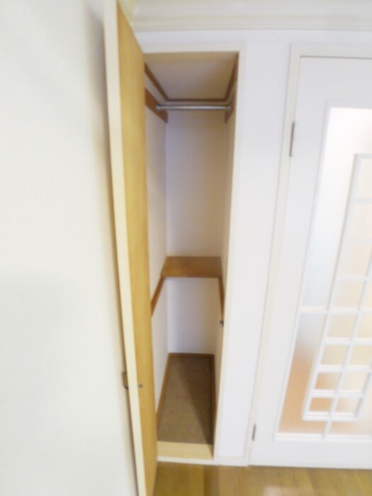 物件内観写真15　(収納)