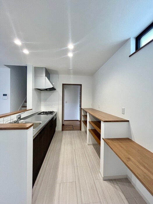 物件内観写真8　(キッチン)