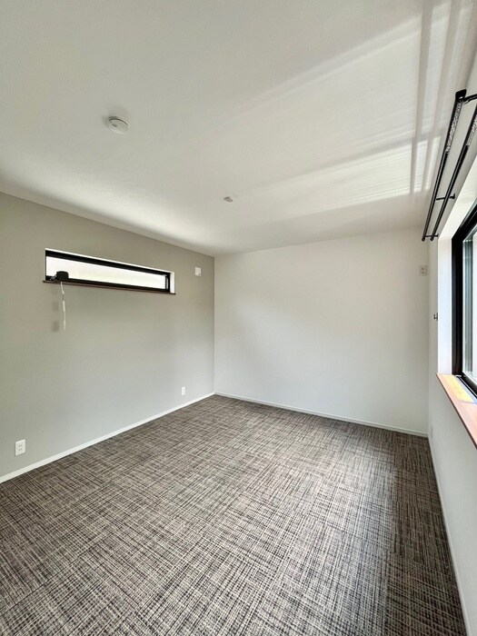 物件内観写真11　(居室)