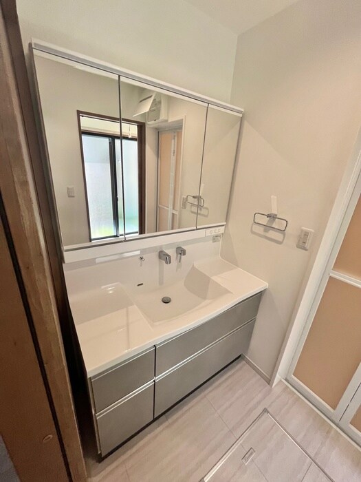 物件内観写真14　(洗面)