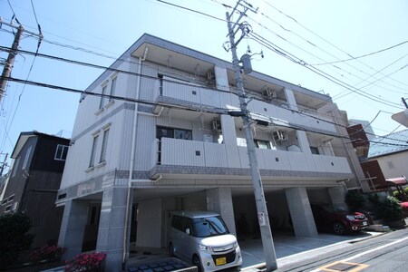 メゾンまちだ外観写真