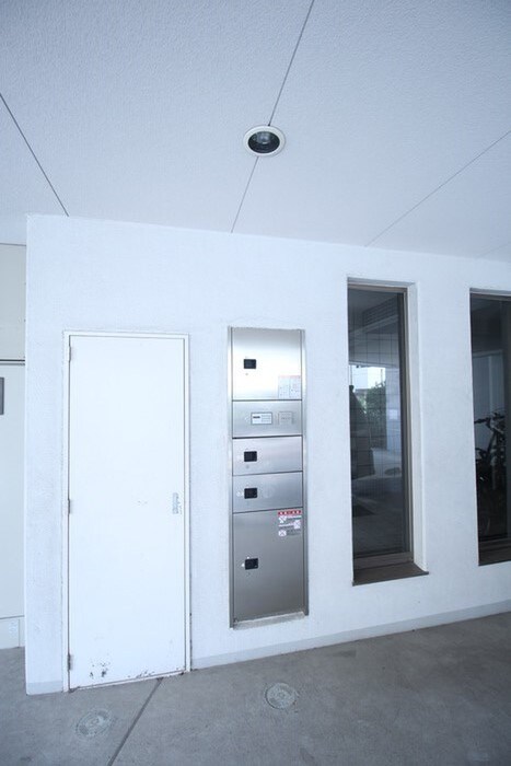 物件外観写真5　(建物設備)