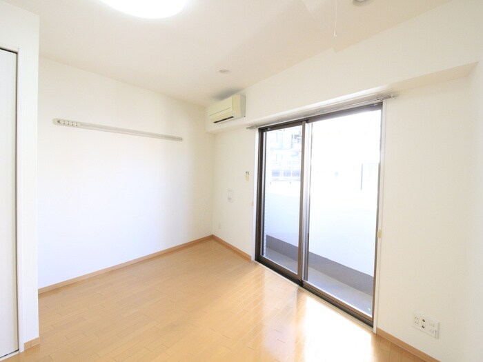 物件内観写真15　(居室)