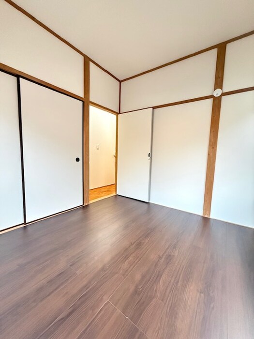 物件内観写真3　(居室)