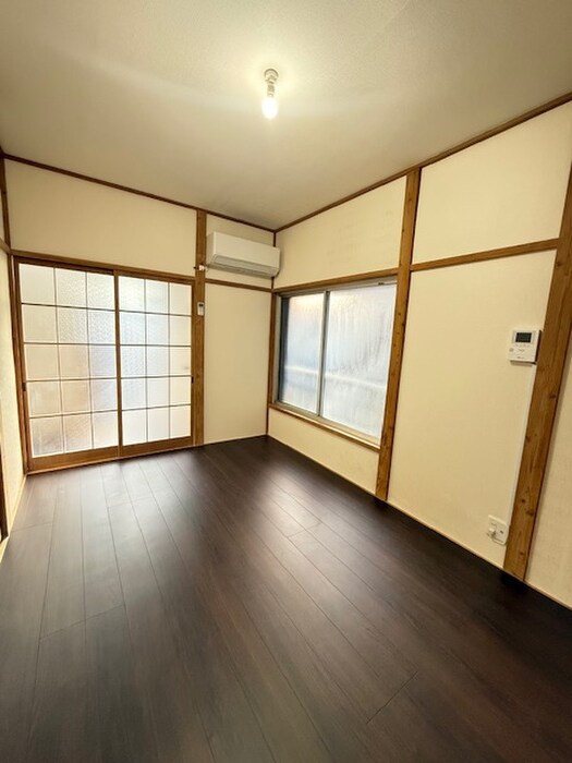 物件内観写真9　(居室)