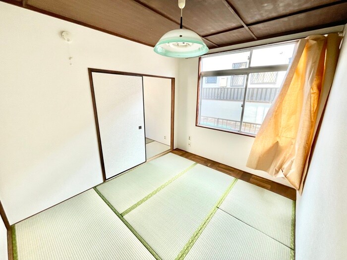 物件内観写真8　(居室)