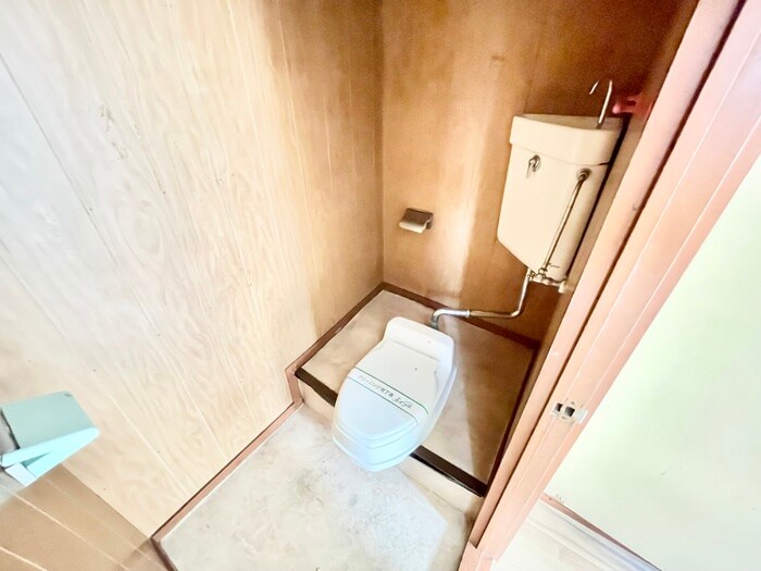 物件内観写真11　(トイレ)