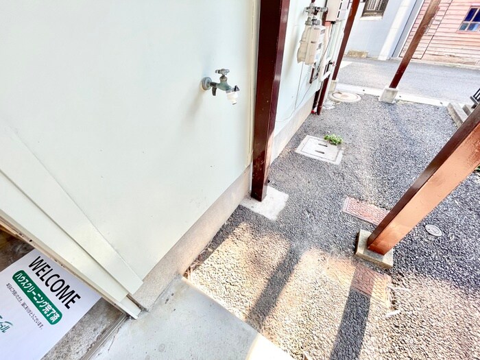 物件内観写真13　(洗濯機置場)