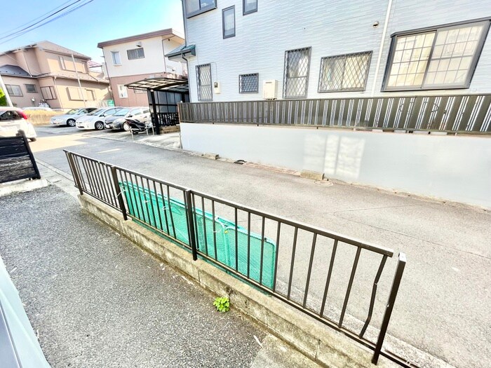 物件内観写真17　(室内からの展望)