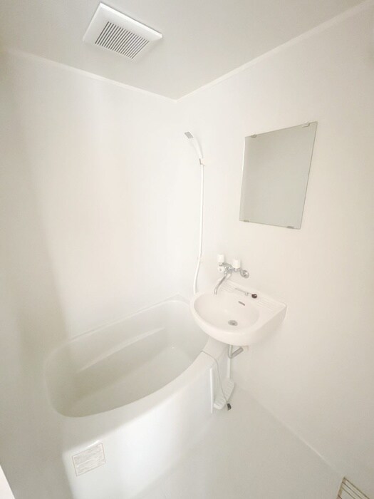 物件内観写真12　(バス／シャワールーム等)