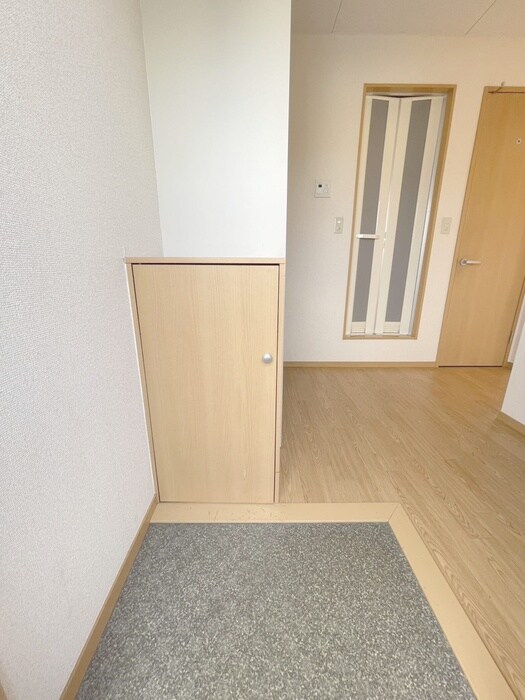 物件内観写真17　(廊下)