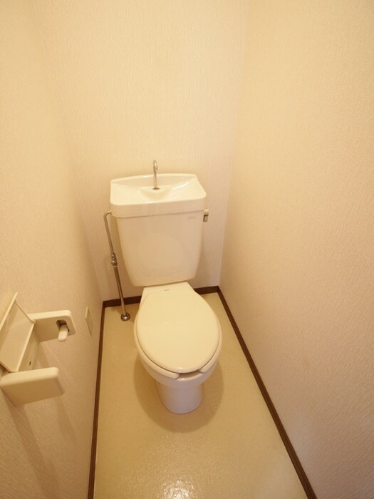 物件内観写真12　(トイレ)