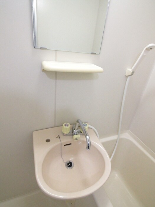 物件内観写真13　(洗面)