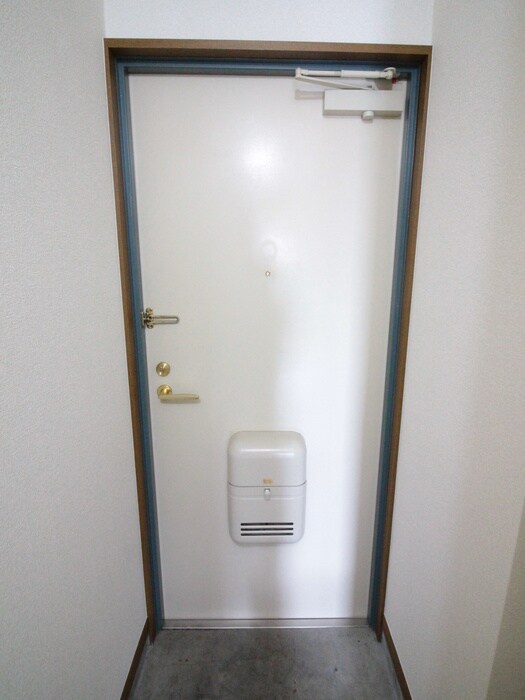 物件内観写真15　(玄関)