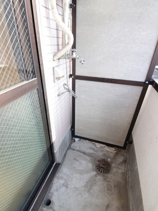 物件内観写真17　(洗濯機置場)