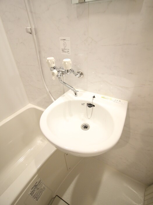 物件内観写真12　(洗面)