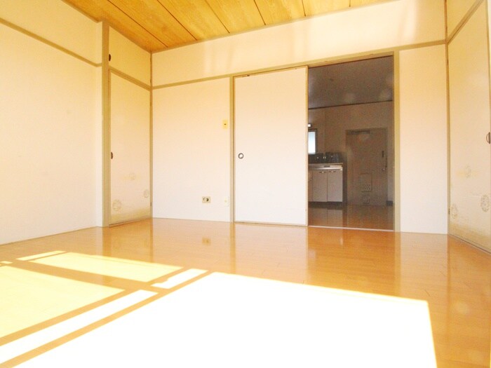 物件内観写真8　(居室)