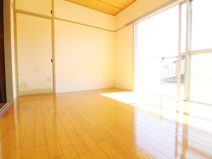 物件内観写真17　(居室)