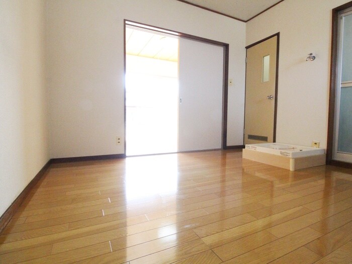 物件内観写真19　(居室)