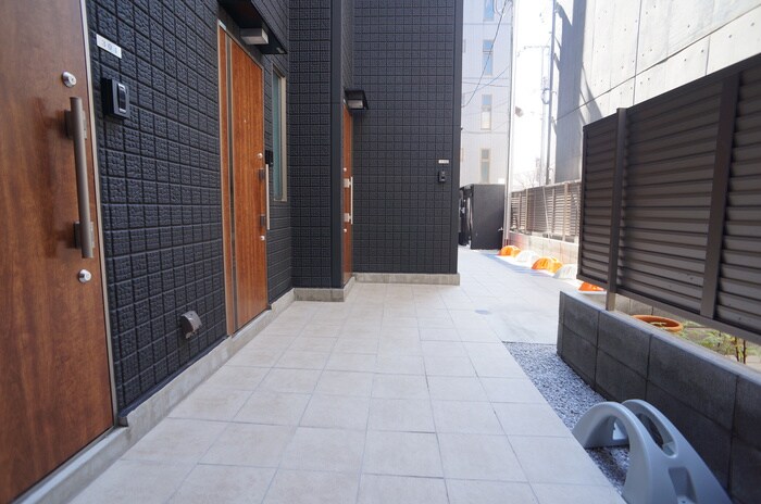 物件外観写真2　(外観写真)