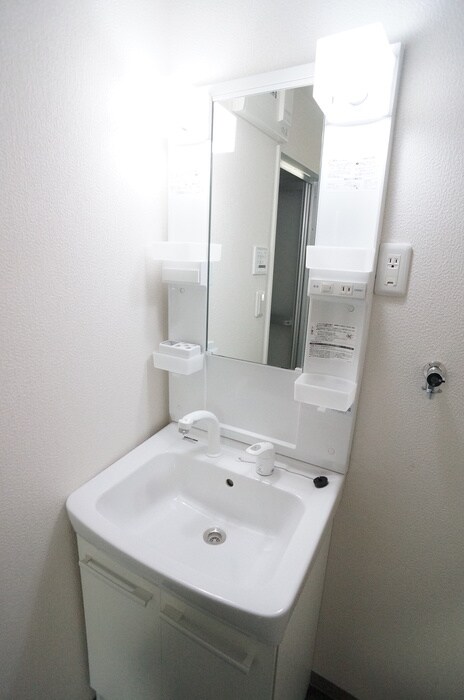 物件内観写真9　(洗面)