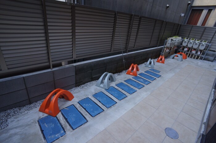 物件外観写真6　(駐輪場)