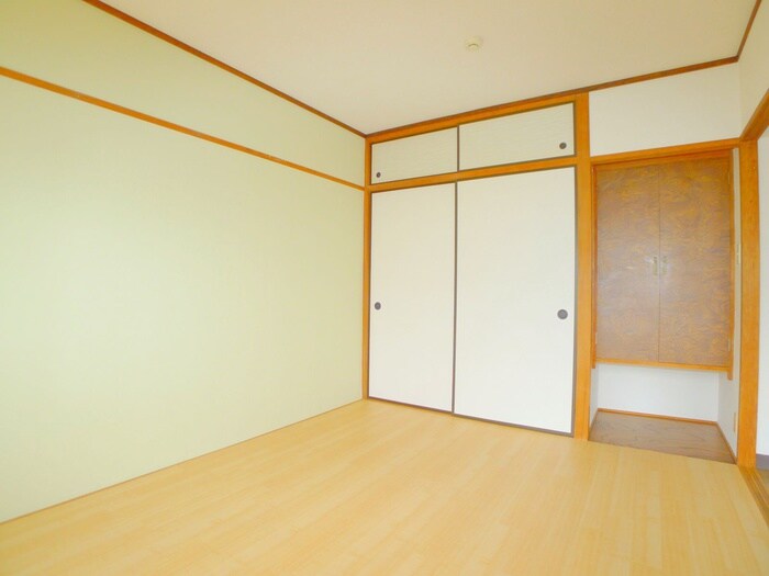 物件内観写真9　(居室)