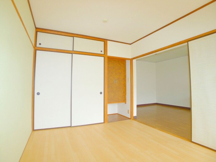 物件内観写真10　(居室)