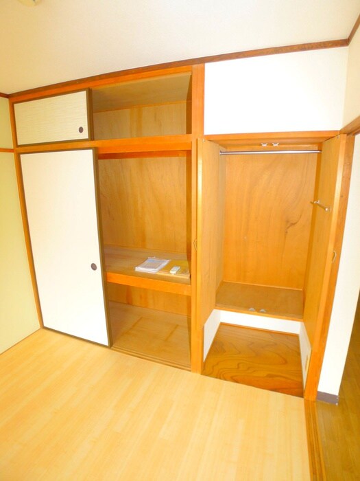 物件内観写真12　(収納)