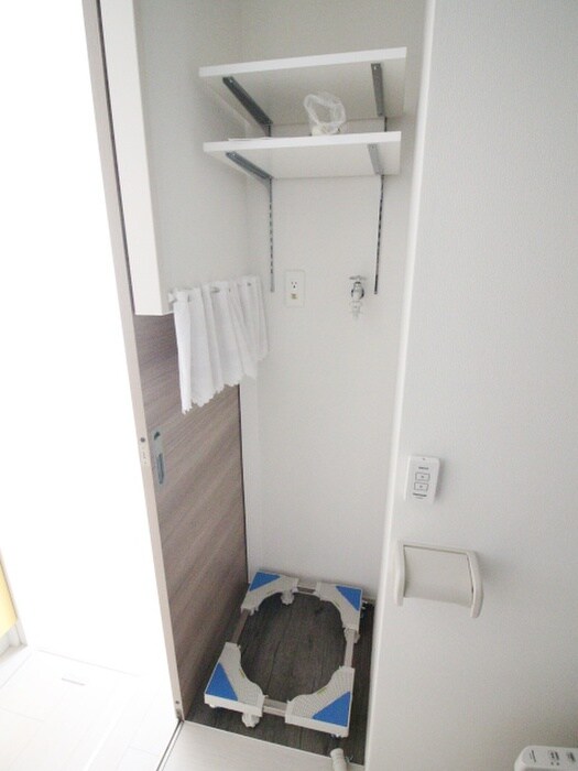 物件内観写真20　(洗濯機置場)