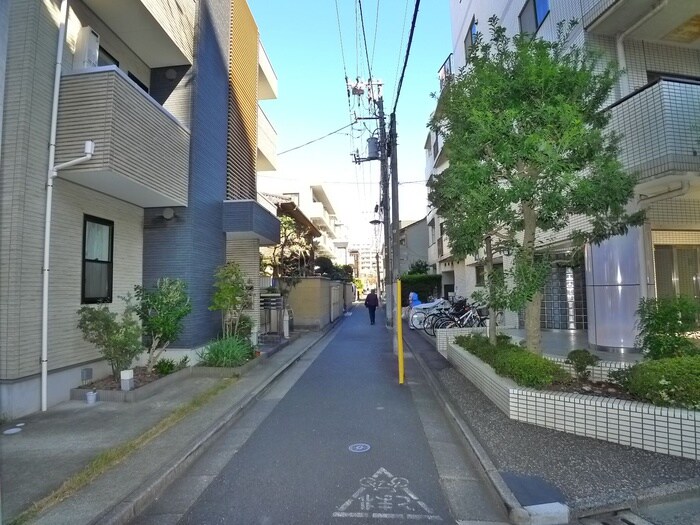 物件外観写真6　(周辺環境)