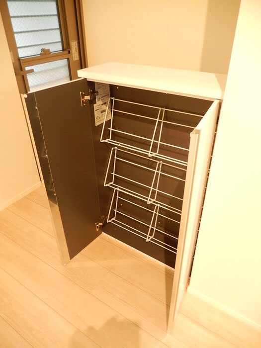 物件内観写真12　(靴箱)