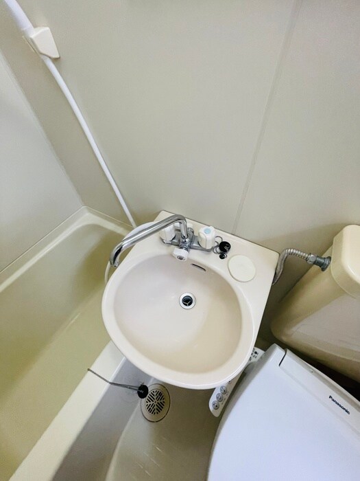 物件内観写真11　(洗面)