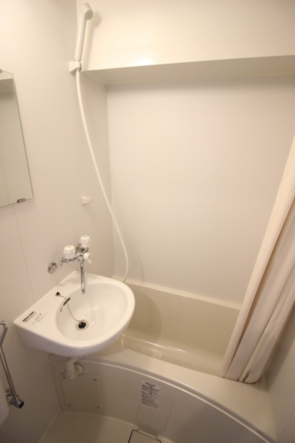 バス／シャワールーム等