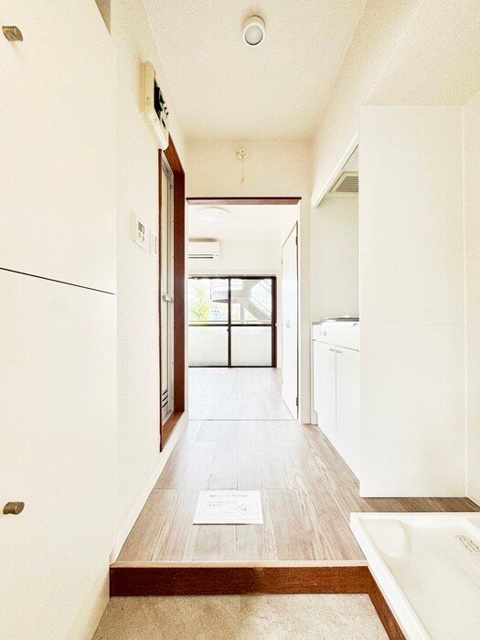 物件内観写真20　(玄関)