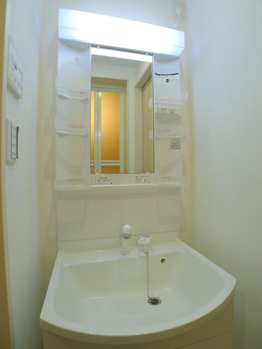 物件内観写真11　(洗面)