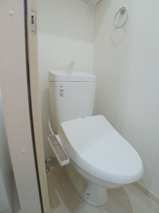 物件内観写真12　(トイレ)