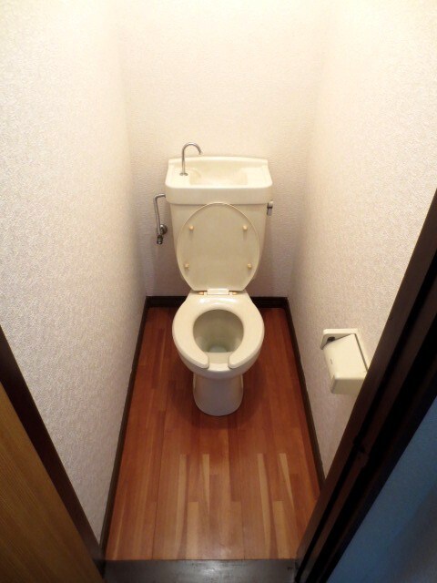 物件内観写真6　(トイレ)