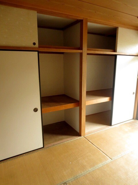 物件内観写真9　(収納)